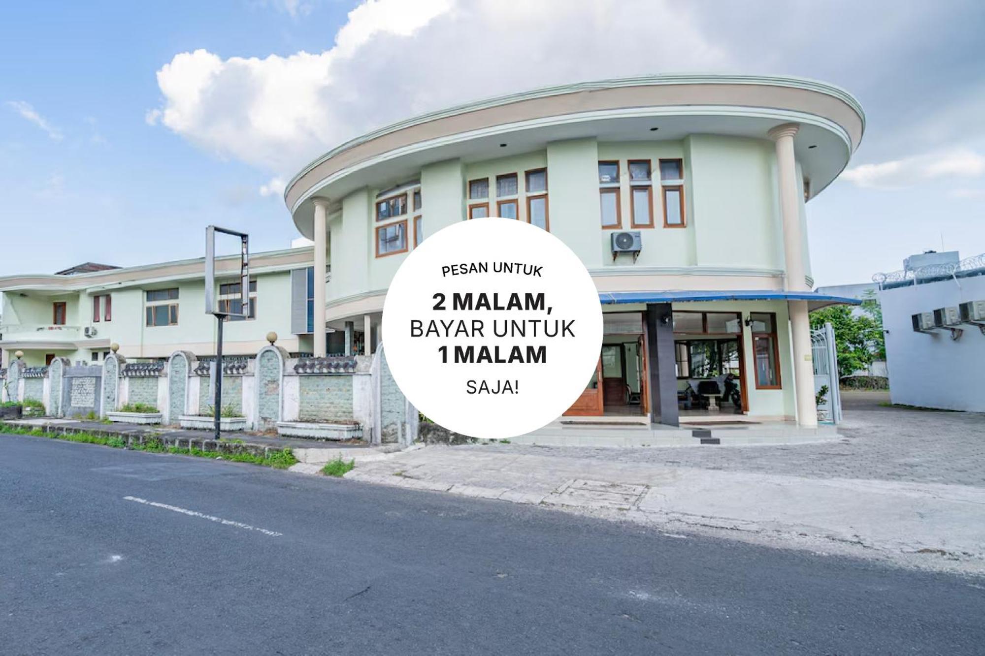 Collection O Tasikmalaya Near Stadium Wiradadaha Formerly Hotel Abadi Экстерьер фото